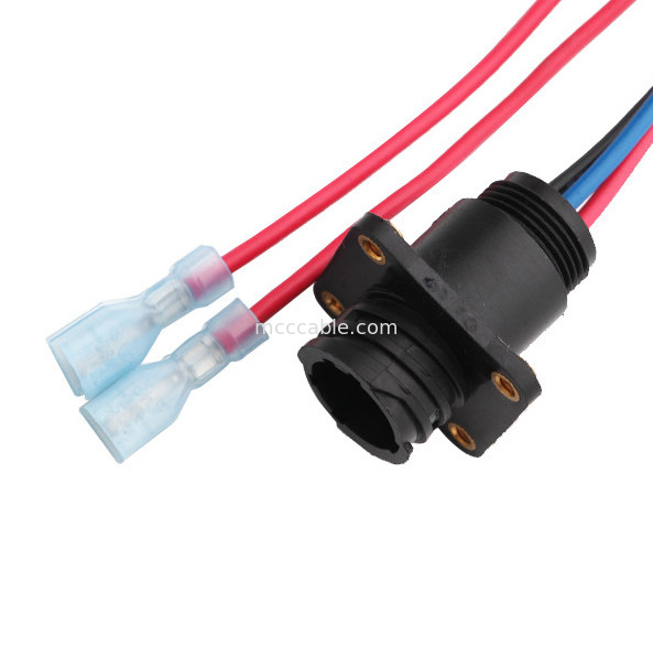 6 پین 100 میلی متر طول سیم مهار مونتاژ Molex 1722582106 تا 4 پین TE 208130-1