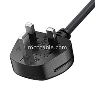 C13 به UK پلاگ برق Bs1363 18awg 250v طول مناسب برای اکثر کامپیوترها، چاپگرها و سایر دستگاه ها OEM / ODM