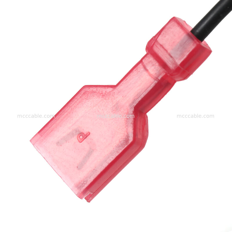 สายไฟ 4 พิน Nano-Fit ไปยังขั้วต่อใบมีดตัวเมีย 6.3 มม. พร้อมแกนเฟอร์ไรต์